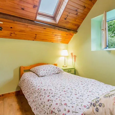 Nyaraló Gite Au Bord Du Lac Avec Jardin Clos, Cheminee Et Wifi A - Fr-1-306-942 *